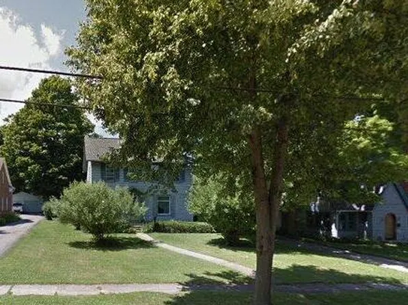 78 Reading Ave, Hillsdale, MI 49242