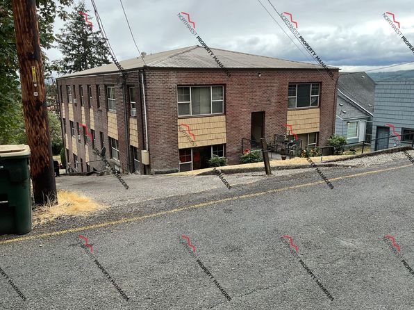 444 NE Adams Ave #10