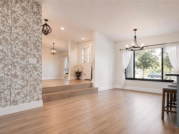 4th image of 3049 SW 11th PL