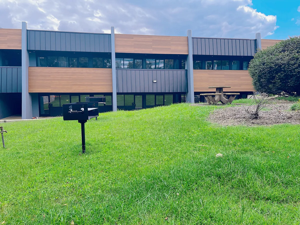Building Photo - 295 Plus Park Blvd #214