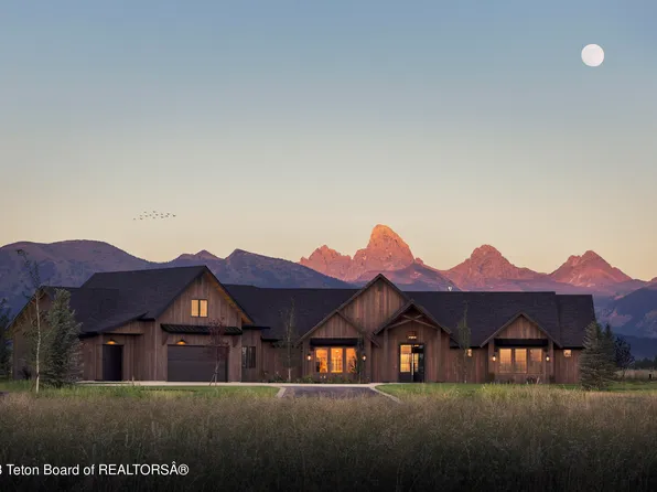 5317 Painted Pony Dr, Tetonia, ID 83452