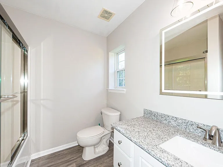 7927 Shadow Oak Dr — Photo 17