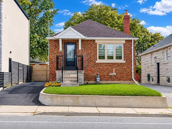 48 Stephen Dr, Toronto, ON M8Y 3M6