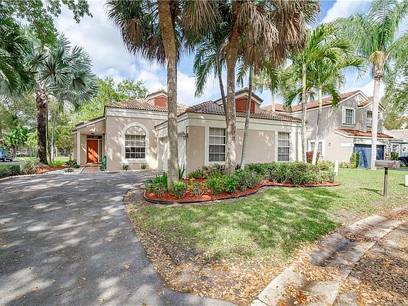 5th image of 1001 NW 104th Ave