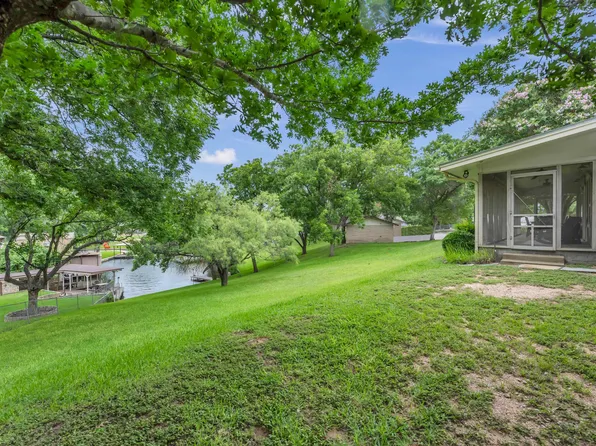 1616 Williams Lakeshore Drive, Kingsland, TX 78639