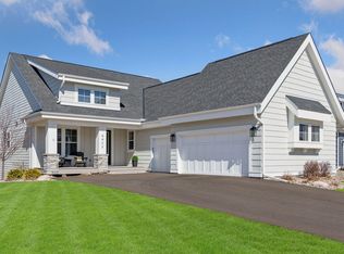 6422 Timber Arch Dr, Chaska, MN 55318