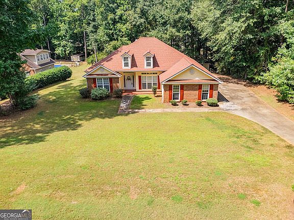 2nd image of 135 Taylor Len Dr
