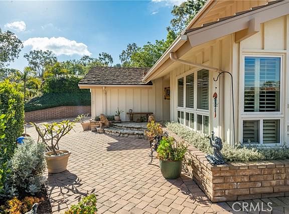 4th image of 29 Aurora Dr