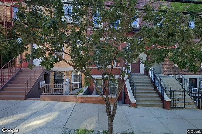 2nd image of 715 Eagle Ave APT 2