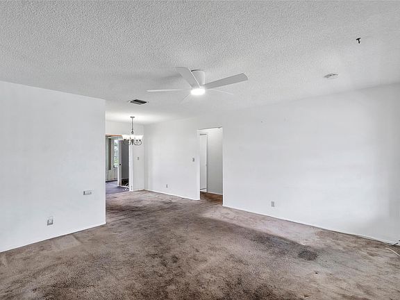 4th image of 4401 NW 49th Drive