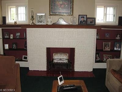 4th image of 17301 Valleyview Ave