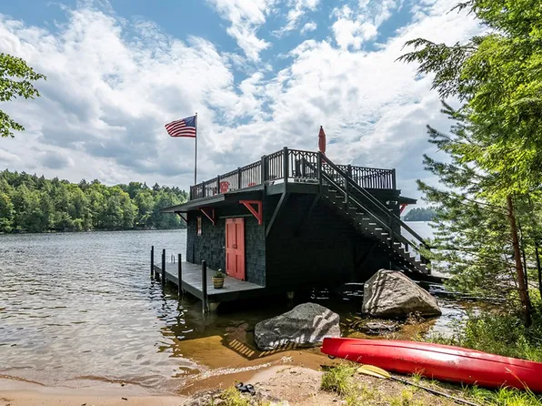 779 Bartlett Carry Road, Upper Saranac Lake, NY 12983