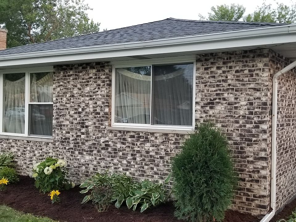 1st image of 2823 W 97th St