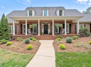 63 Chestnut Ridge Rd, Greenville, SC 29609