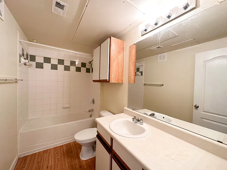Cypress Creek Jason Avenue — Photo 14