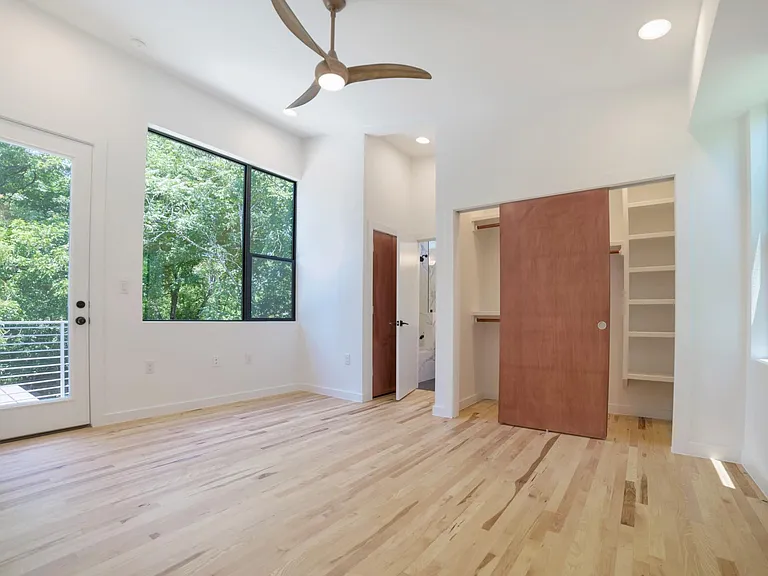 1807 Holly St #B — Photo 10
