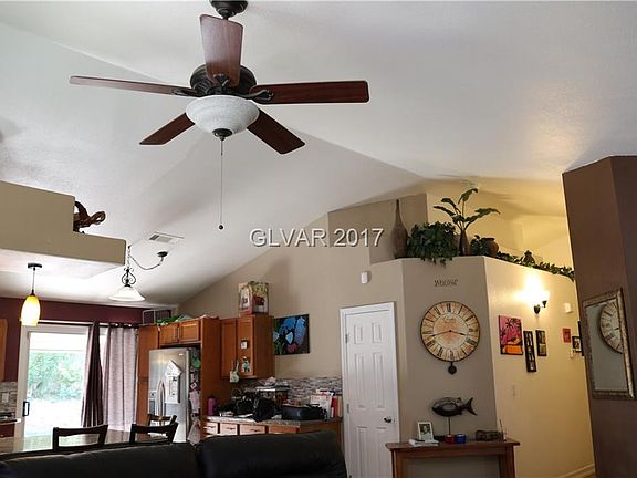 4th image of 7433 Forest Ivy St