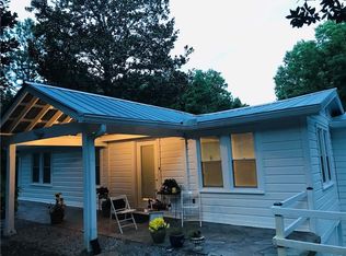 1491 Jones Rd, Roswell, GA 30075