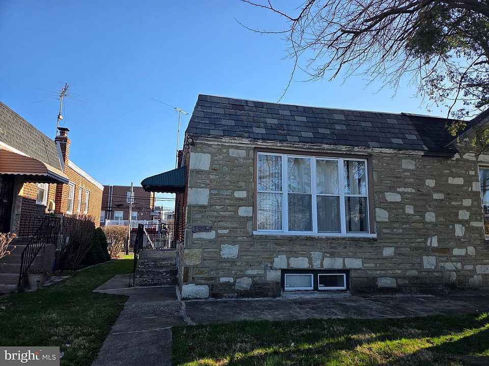 1st image of 2037 Napfle St