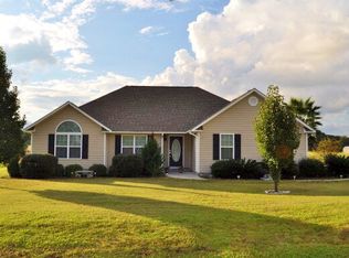 216 Burnside Rd, Fitzgerald, GA 31750