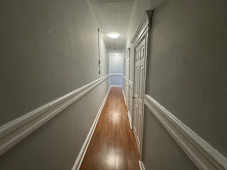 239 Beacon Ave #10 — Photo 8