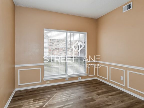 3rd image of 4517 Marblearch Dr