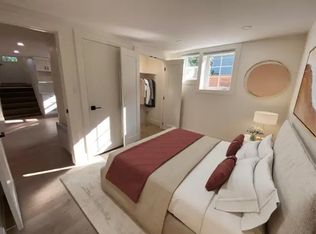 105 King St, Fredericton, NB E3B1C8