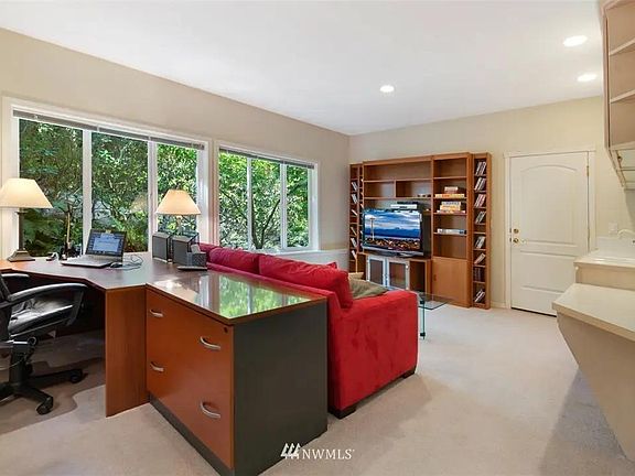 5th image of 11317 100th Ave NE #1