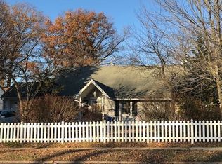 106 Idlewild Rd, Edison, NJ 08817