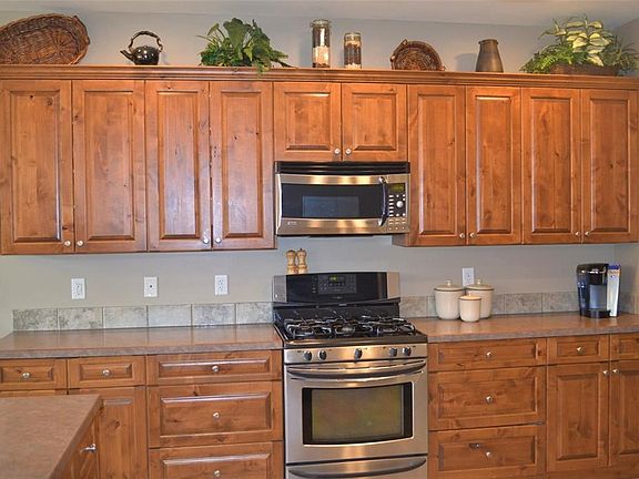 4th image of 3543 Stanford Dr
