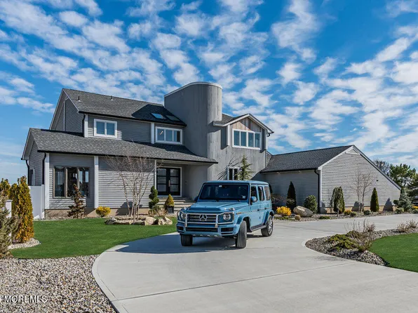 356 Aldo Drive, Toms River, NJ 08755