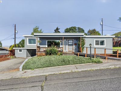 1712 Nevada St, The Dalles, OR, 97058