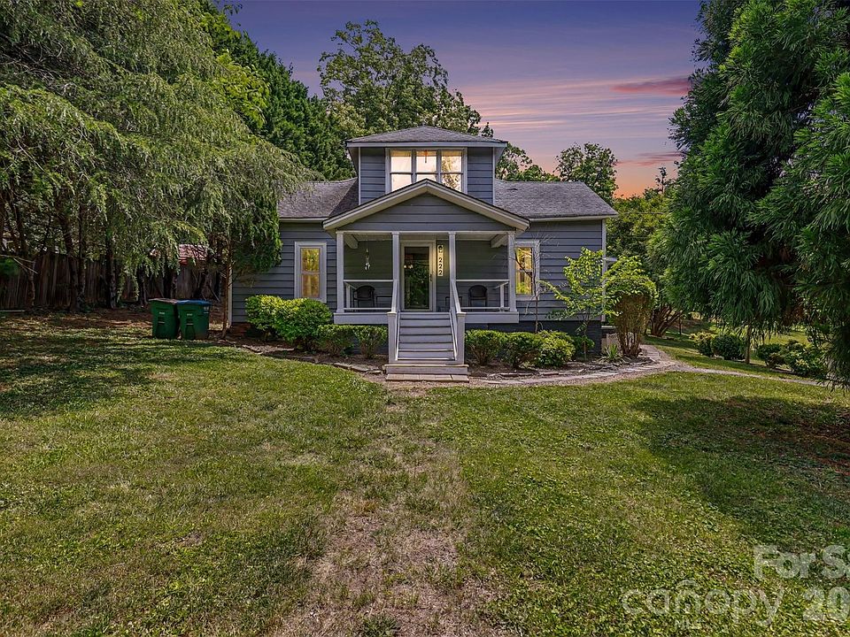 1st image of 222 Hickory Grove Rd