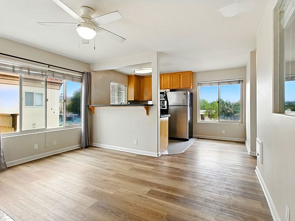 3rd image of 2123 Garnet Ave APT 5