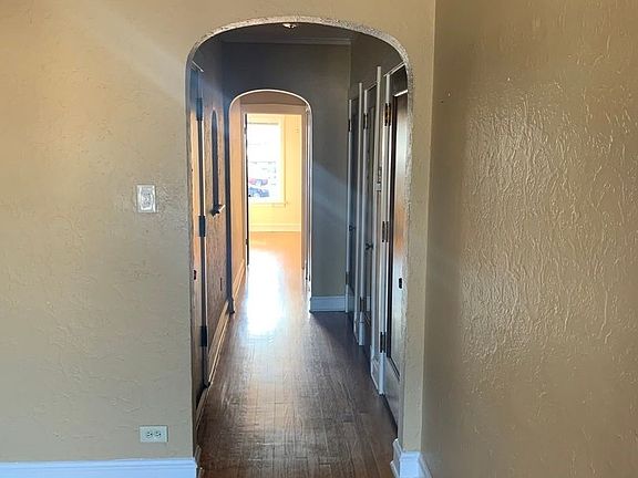 4th image of 7647 N Ibsen St #1