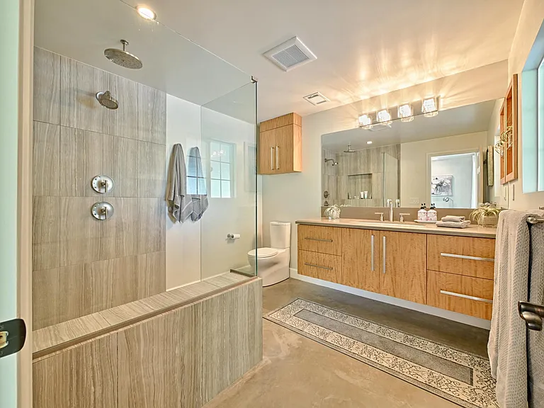 72248 Desert Dr — Photo 26