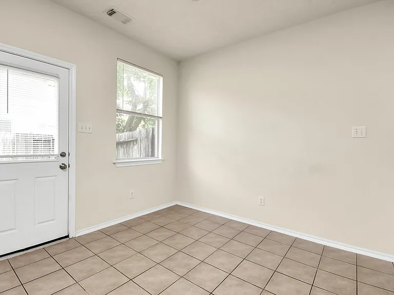 139 Benedict Canyon Loop — Photo 10