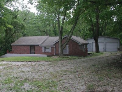 2011 NW Chipman Rd, Lees Summit, MO, 64081