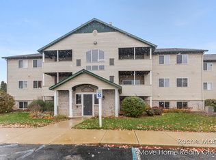 8607 S Jasonville Ct SE, Caledonia, MI 49316