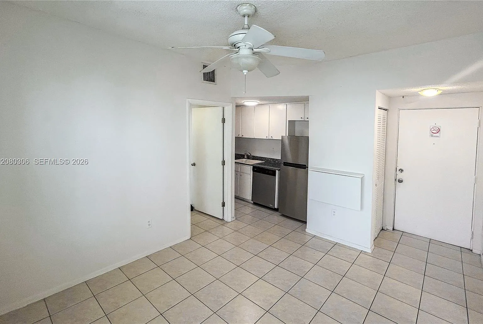 1218 Drexel Condo — Photo 2