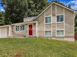 5230 Long Green Ln, Stone Mountain, GA 30088