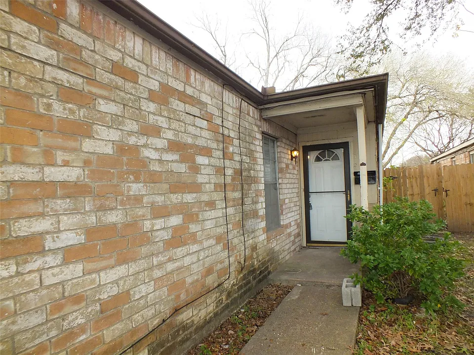 3321 Scotch Moss Ln