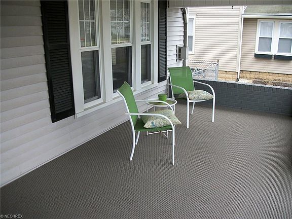 3rd image of 709 4th St NW