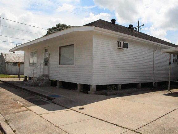 2nd image of 620 Margaret St