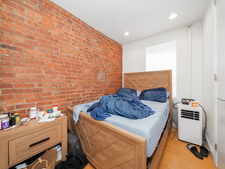 3157 Broadway #19 — Photo 8
