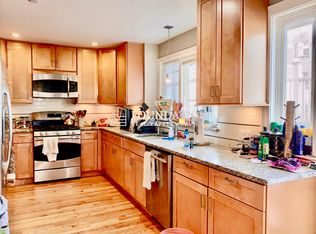 39 Selkirk Rd, Brighton, MA 02135
