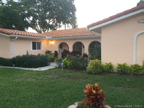 4th image of 3920 Coral Springs Dr