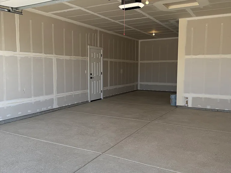 2106 N Branding Iron Ave — Photo 21