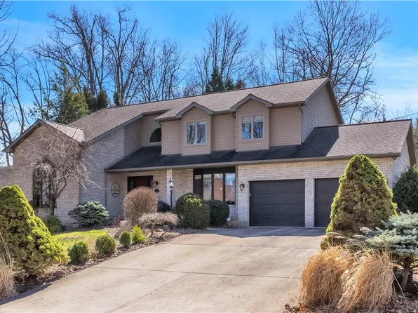 220 Thornwood Dr, Butler, PA 16001