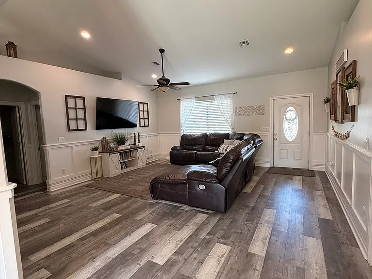 475 N Eagle Meadow Loop — Photo 6